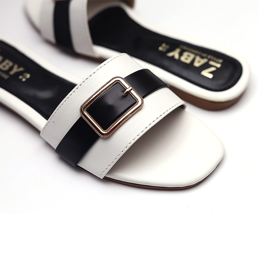 BUCKLE SUITED